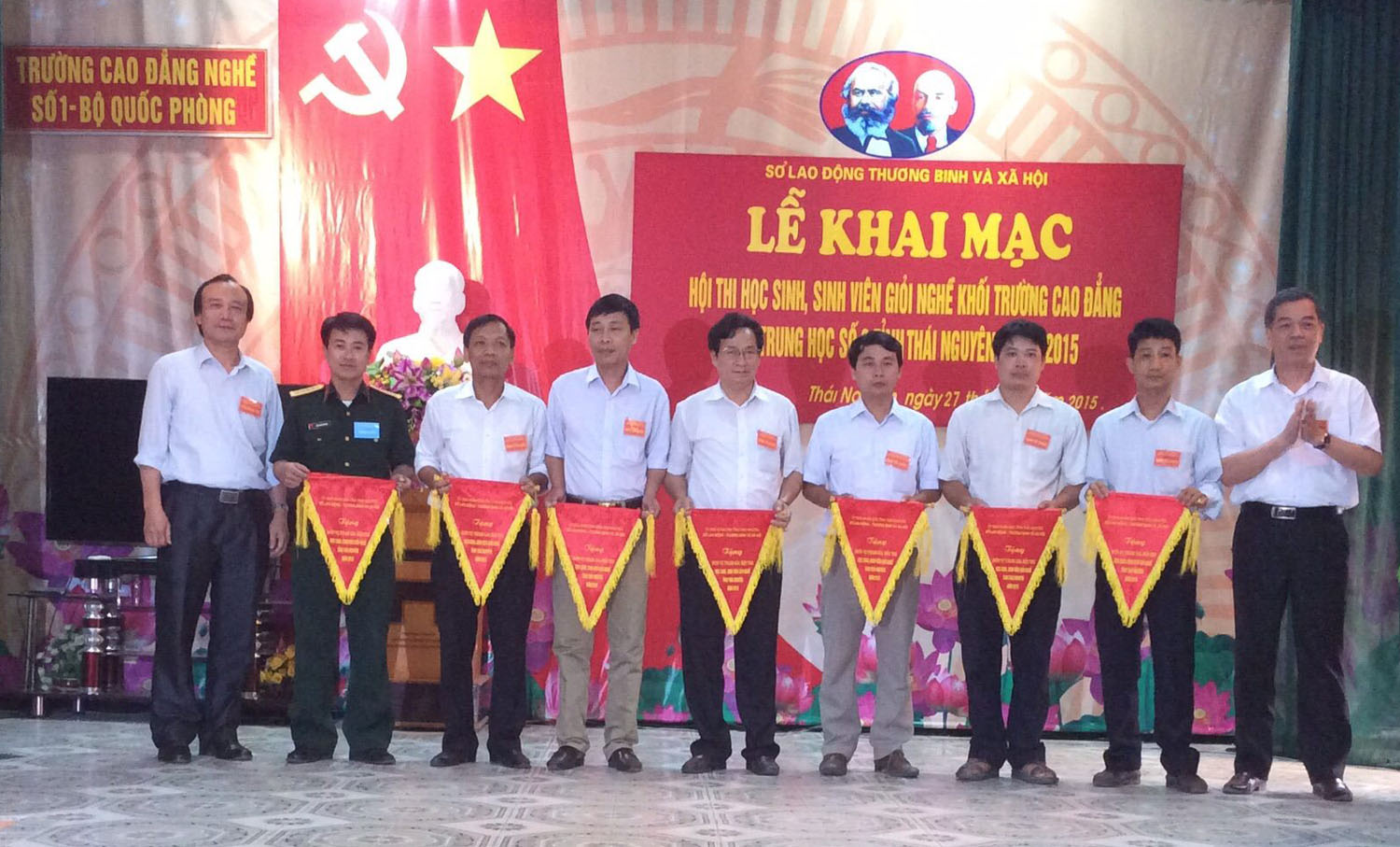 Hội thi học sinh, sinh viên giỏi nghề của khối Cao Đẳng và Trung học số 2 tỉnh Thái Nguyên