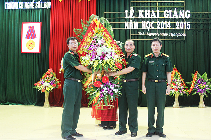 Khai-giang-nam-hoc-moi-2014-2015