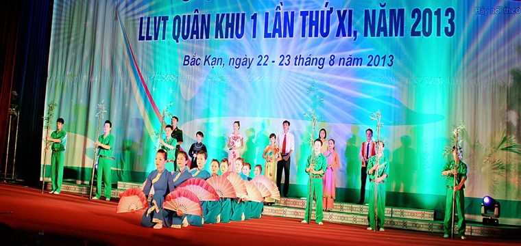 Liên hoan Nghệ thuật quần chúng lực lượng vũ trang quân khu lần thứ XI năm 2013
