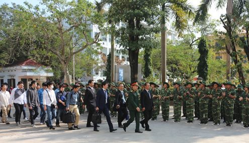 đoàn sinh viên khoa Công nghệ ô tô thuộc Trường Cao đẳng công nghệ ô tô Yokohama