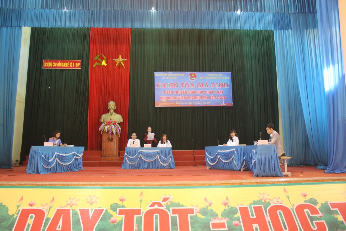 Chủ tọa phiên tòa quán triệt nội dung phiên tòa